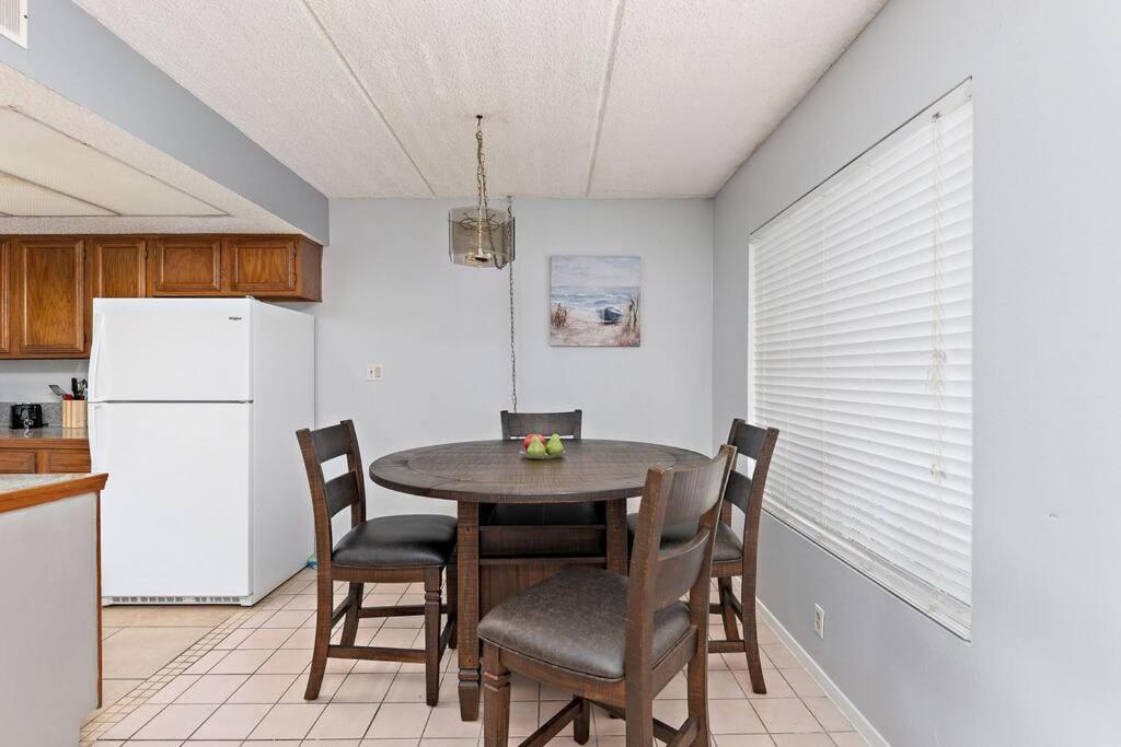2 Bed 2 Bath 1St Fl Condo By Beach W Washer Dryer South Padre Island Kültér fotó